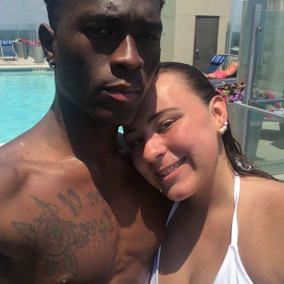 Meet your Posher, Kayla - Picture 6 of 6